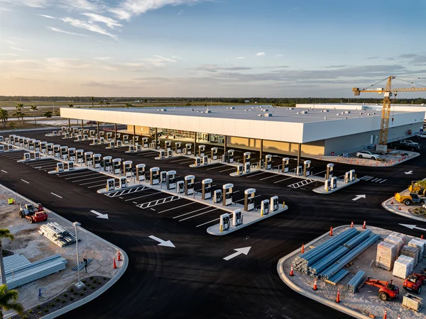 Buc-ee’s Aims to Shatter Records with World’s Largest Convenience Store in Florida